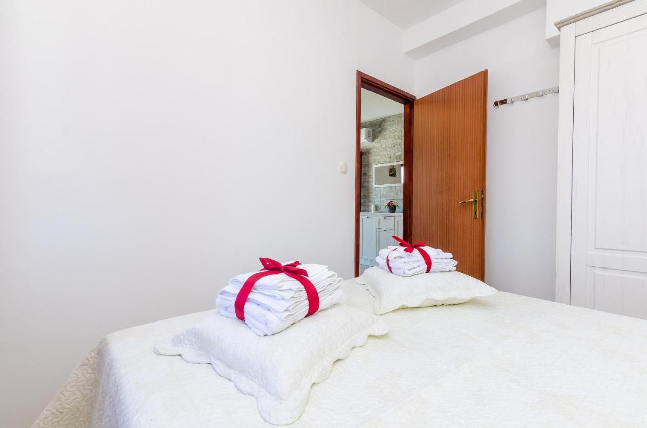 Apartments Melany Slano Exterior foto